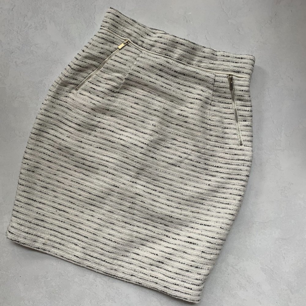 H&M Black and White Striped Pencil Skirt